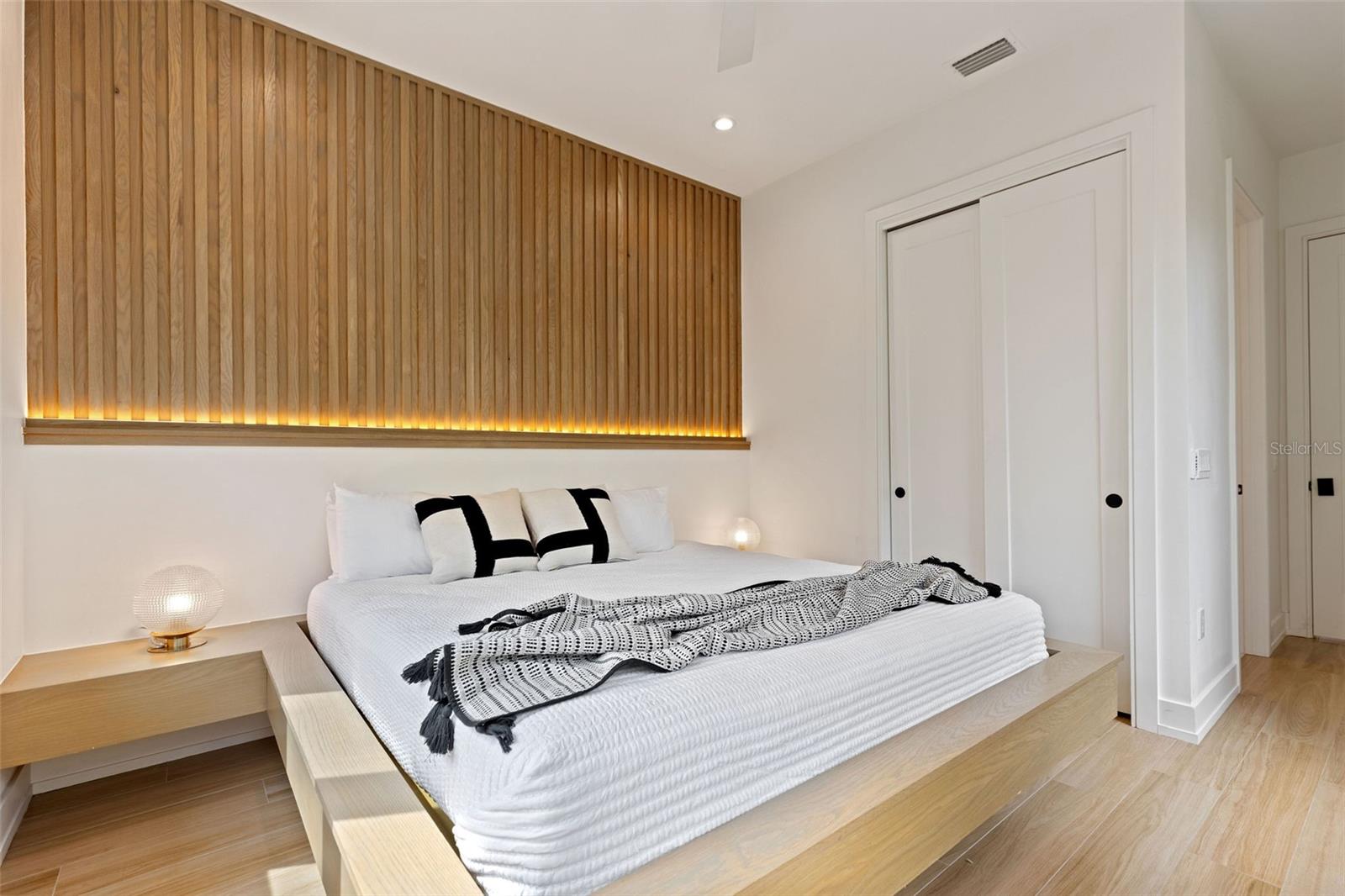 O6278790 Property Photo