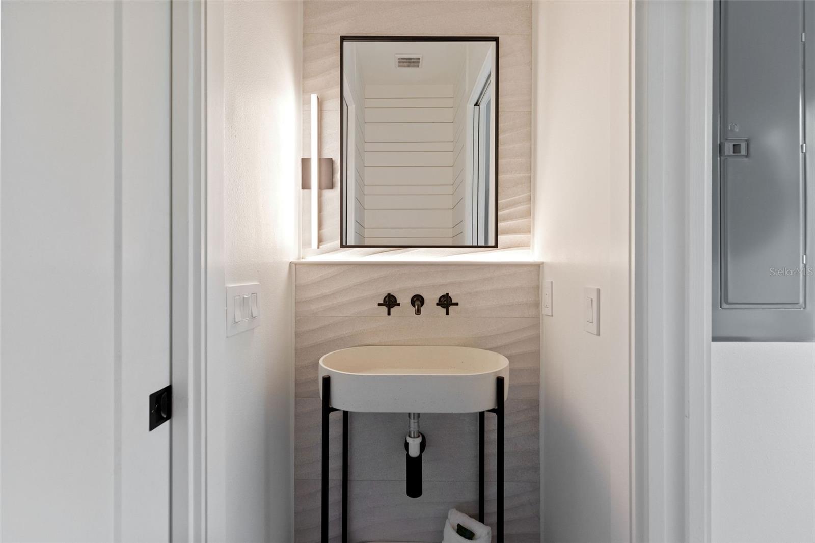 O6278790 Property Photo