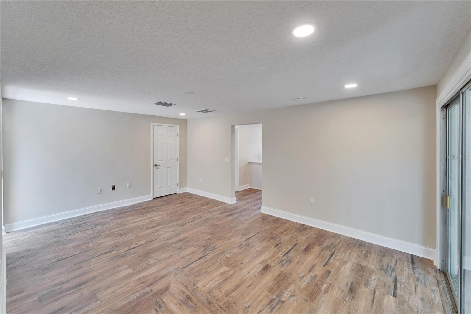 MORRISON GROVE SUB, TAMPA, FL, 33606