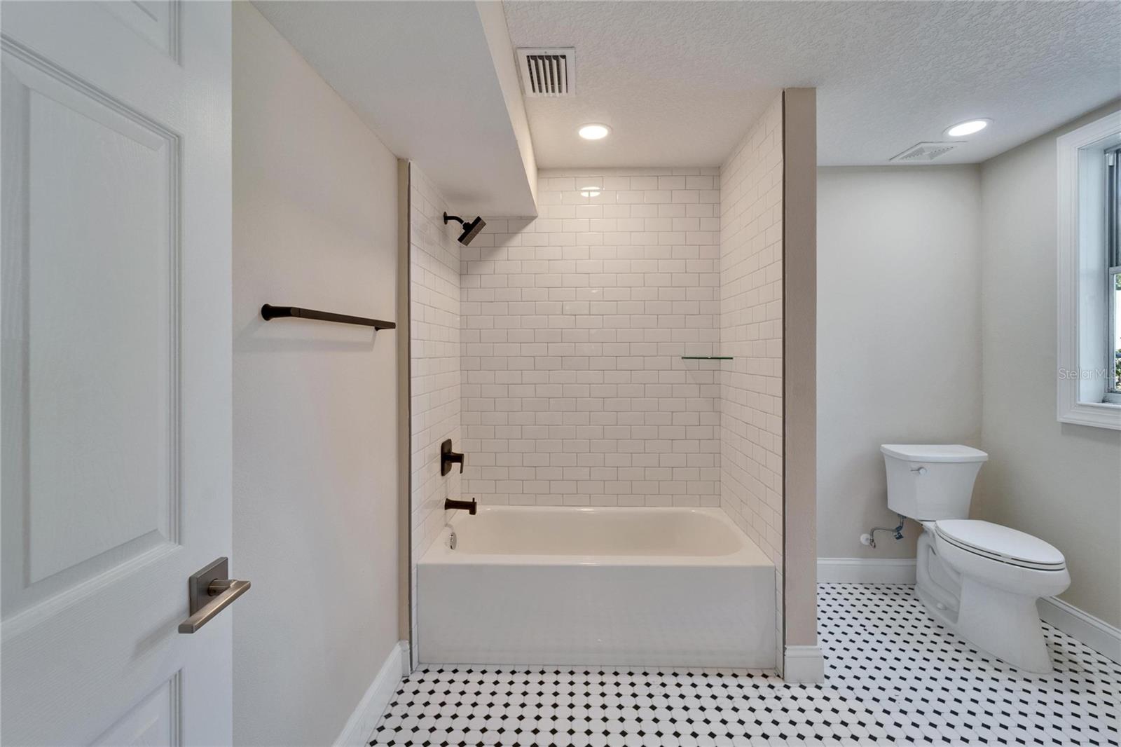 MORRISON GROVE SUB, TAMPA, FL, 33606