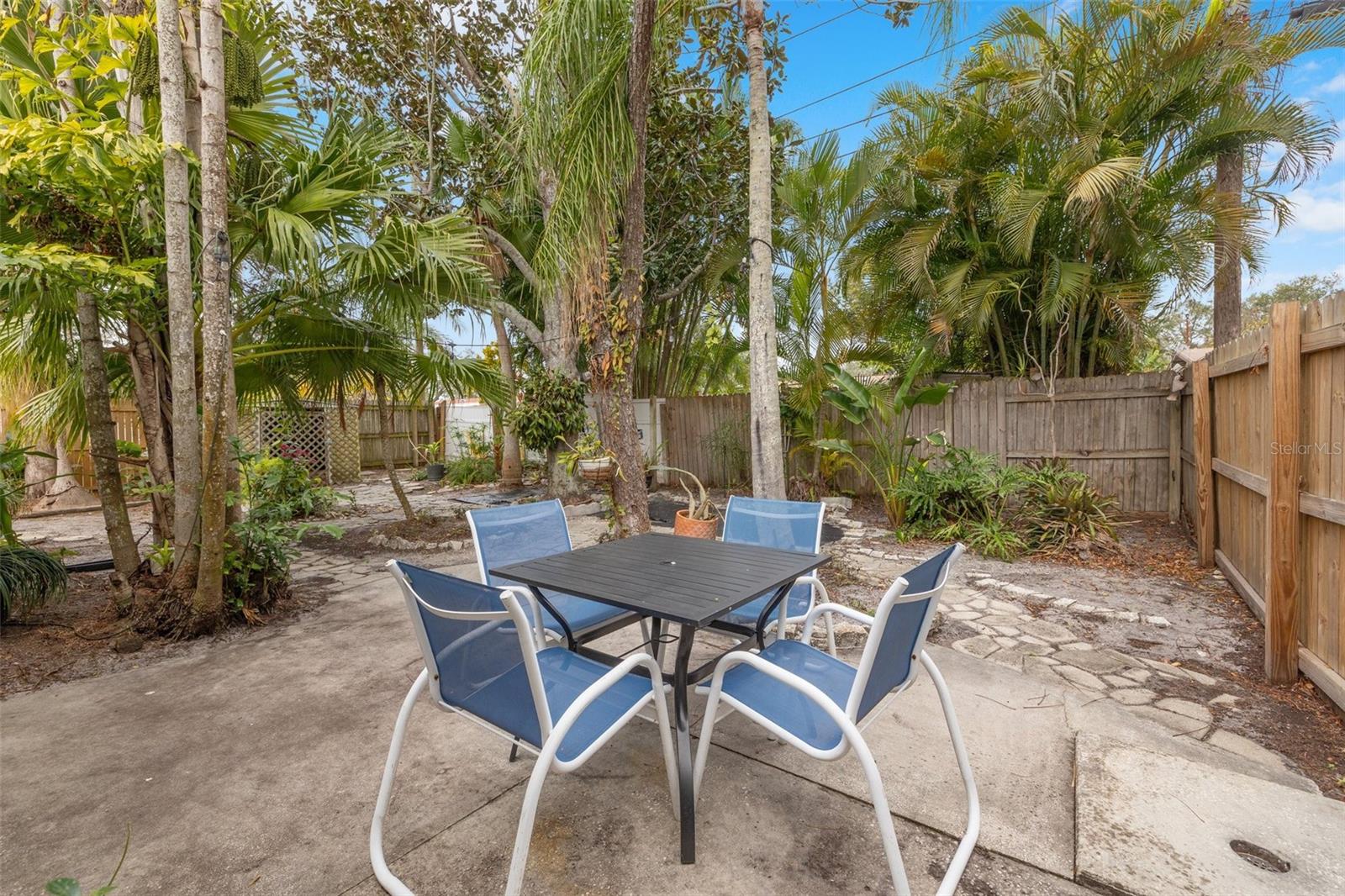 1230 7TH AVE NE, LARGO, FL, 33770
