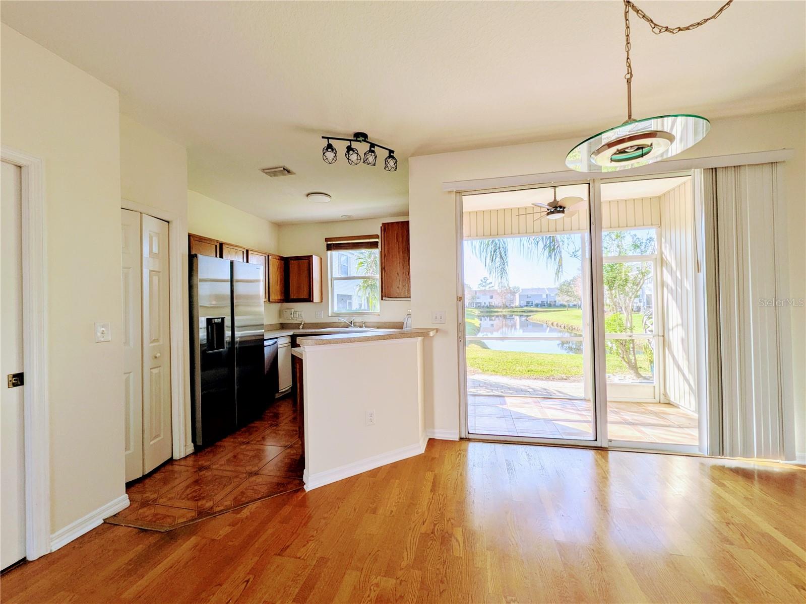 12287 COUNTRY WHITE CIR, TAMPA, FL, 33635