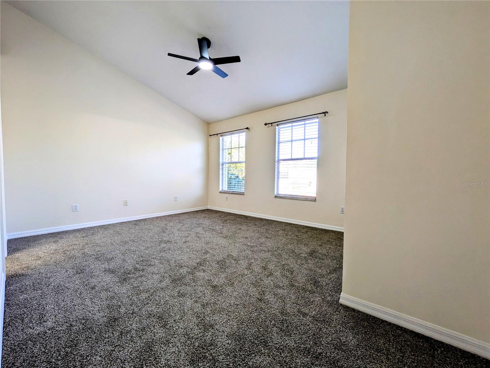 12287 COUNTRY WHITE CIR, TAMPA, FL, 33635
