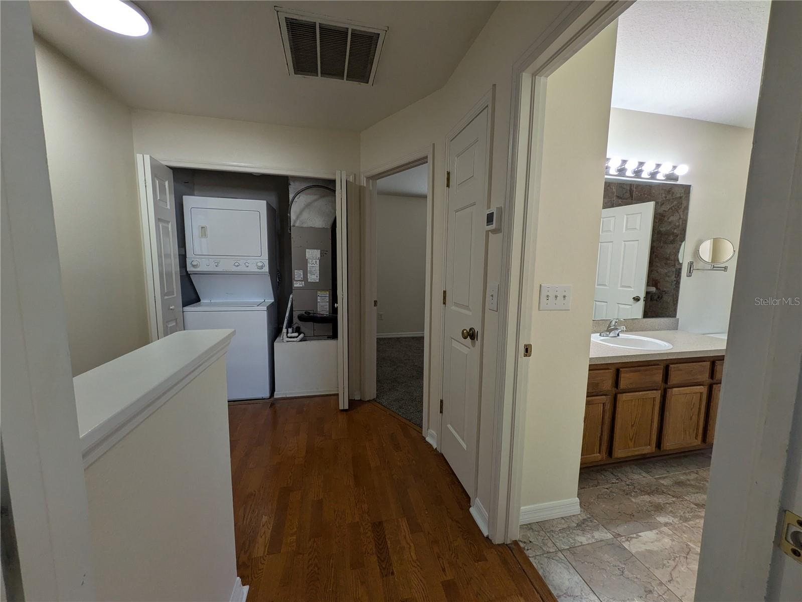 12287 COUNTRY WHITE CIR, TAMPA, FL, 33635