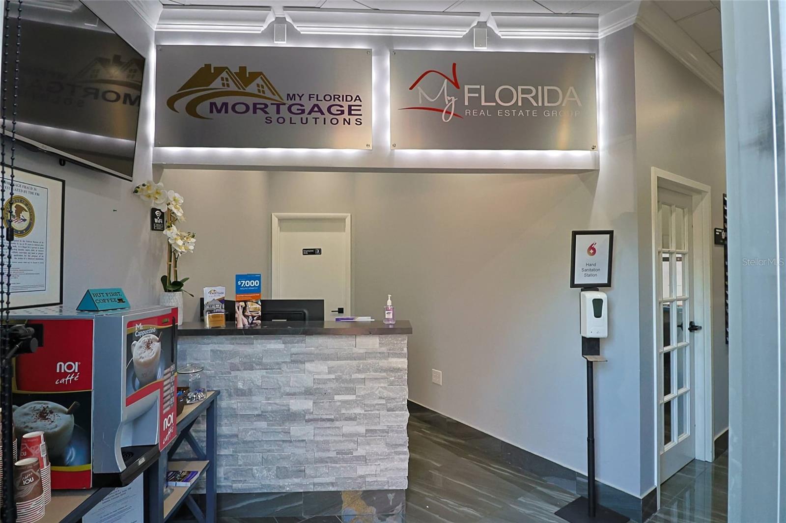 7901 KINGSPOINTE PKWY #19, ORLANDO, FL, 32819