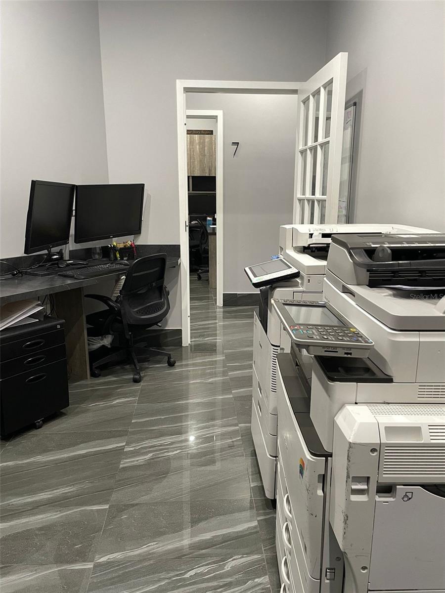 7901 KINGSPOINTE PKWY #19, ORLANDO, FL, 32819