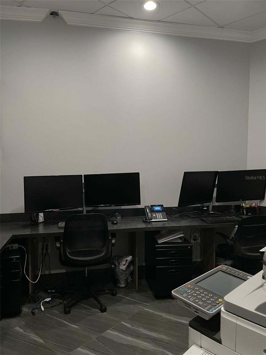 7901 KINGSPOINTE PKWY #19, ORLANDO, FL, 32819