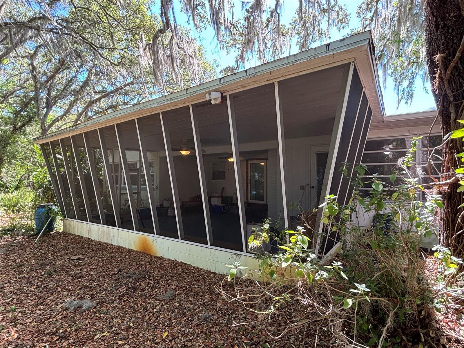 22 POINSETTIA DR, DELAND, FL, 32724