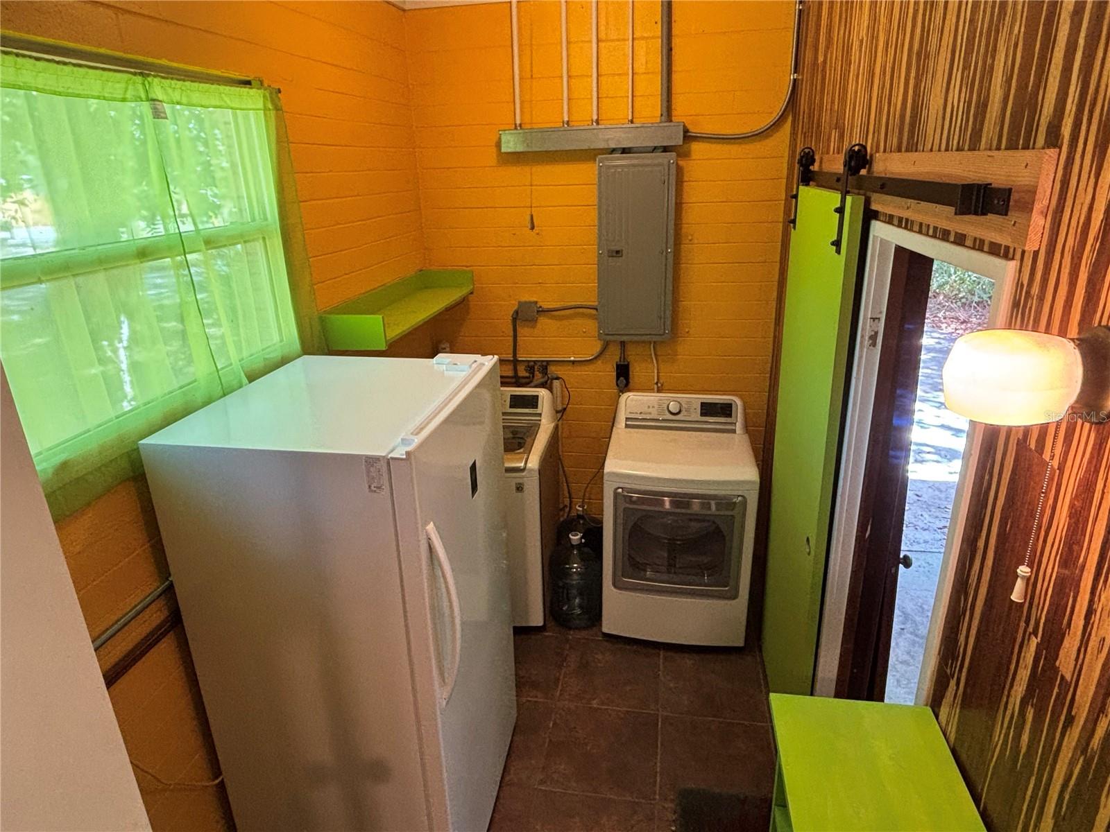 22 POINSETTIA DR, DELAND, FL, 32724