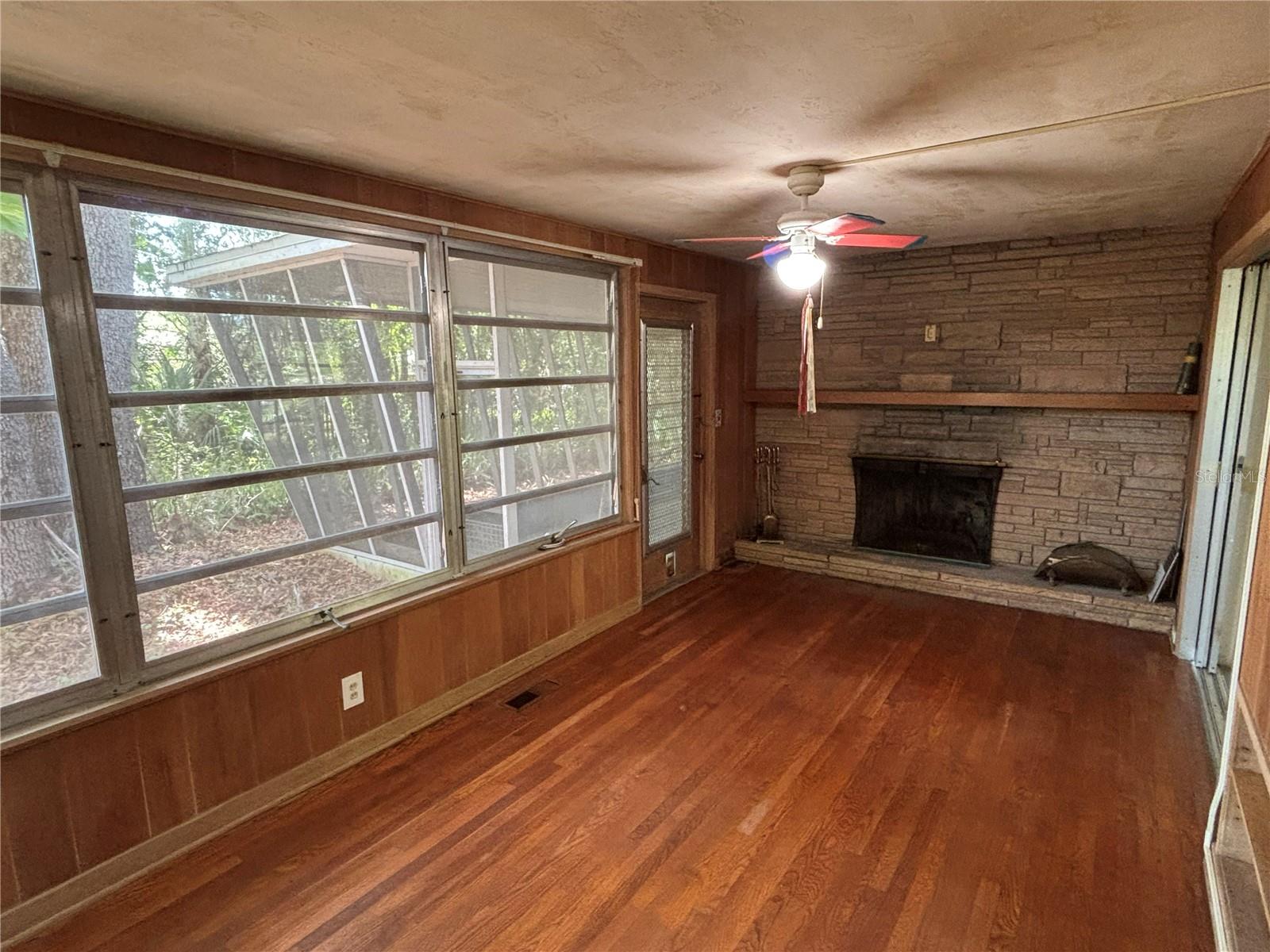 22 POINSETTIA DR, DELAND, FL, 32724