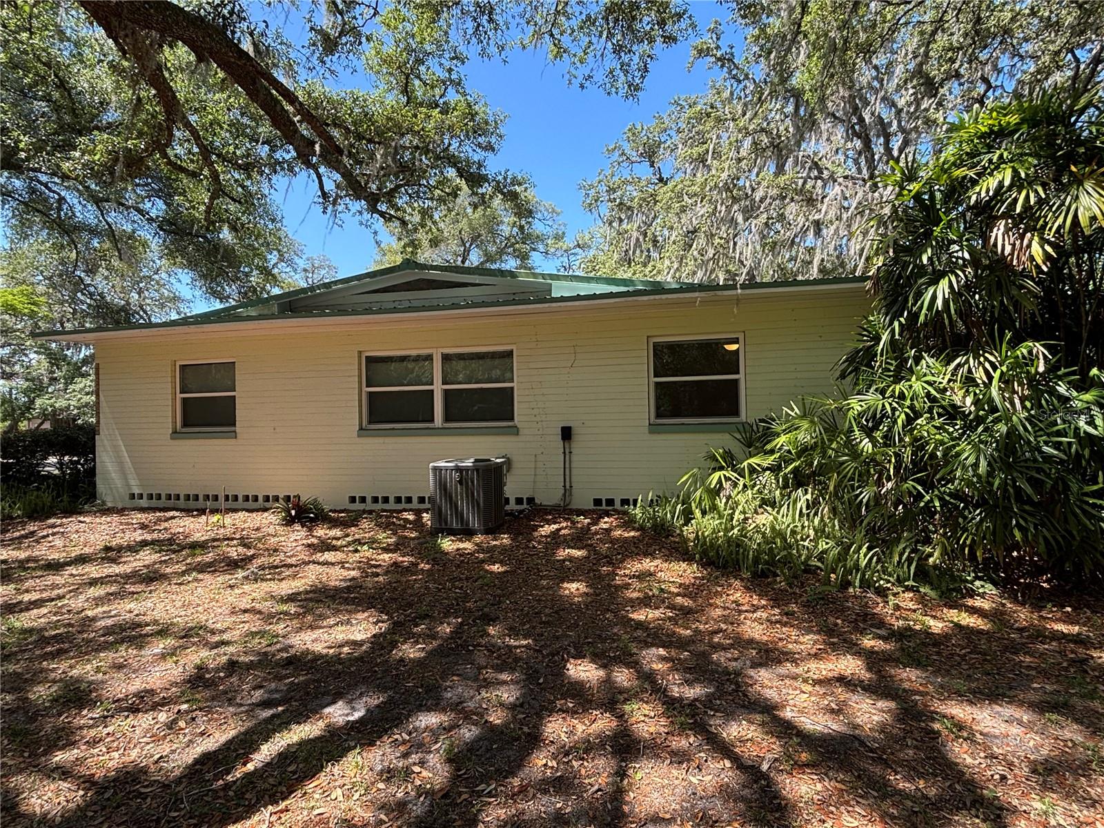 22 POINSETTIA DR, DELAND, FL, 32724