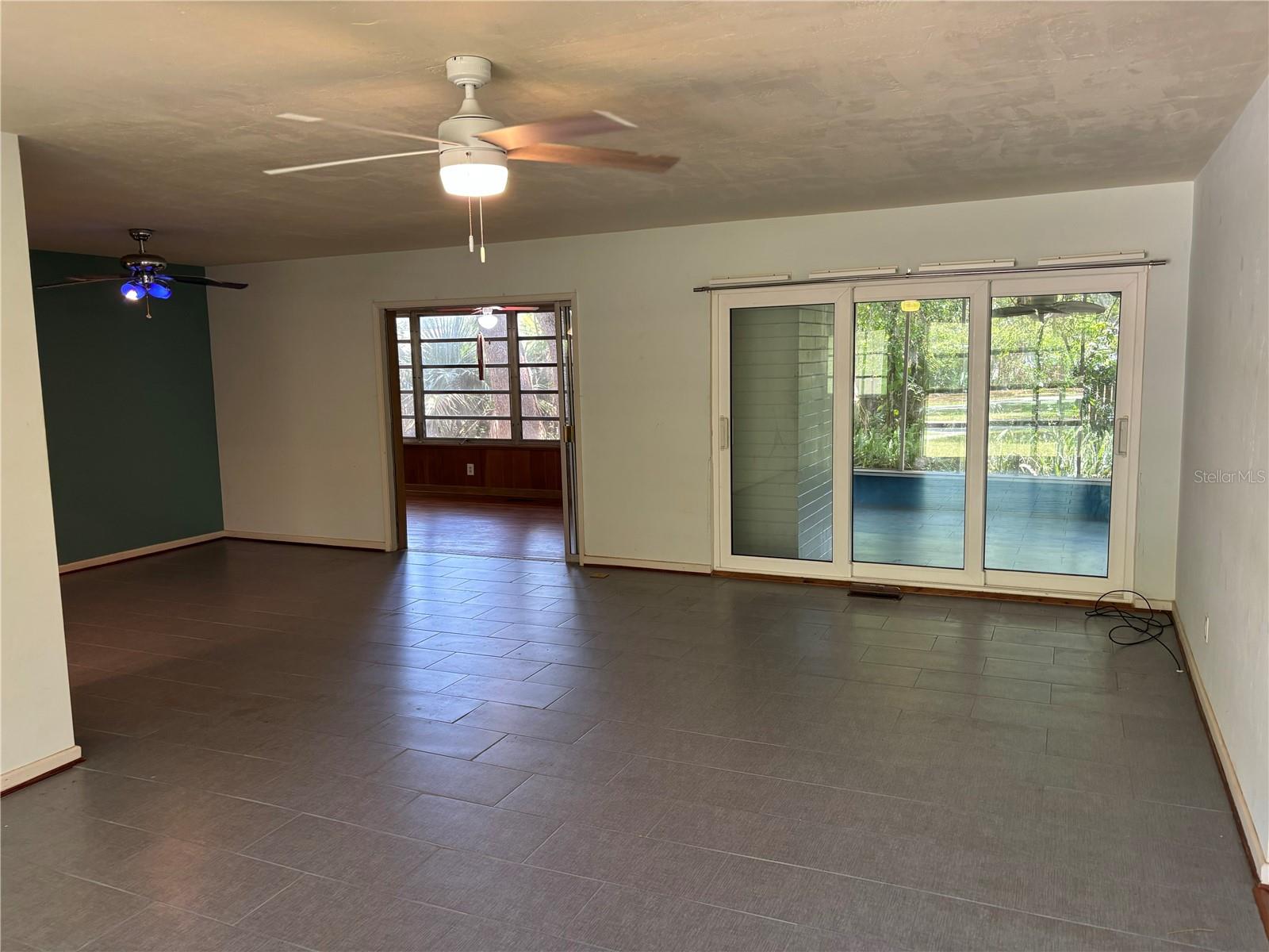 22 POINSETTIA DR, DELAND, FL, 32724