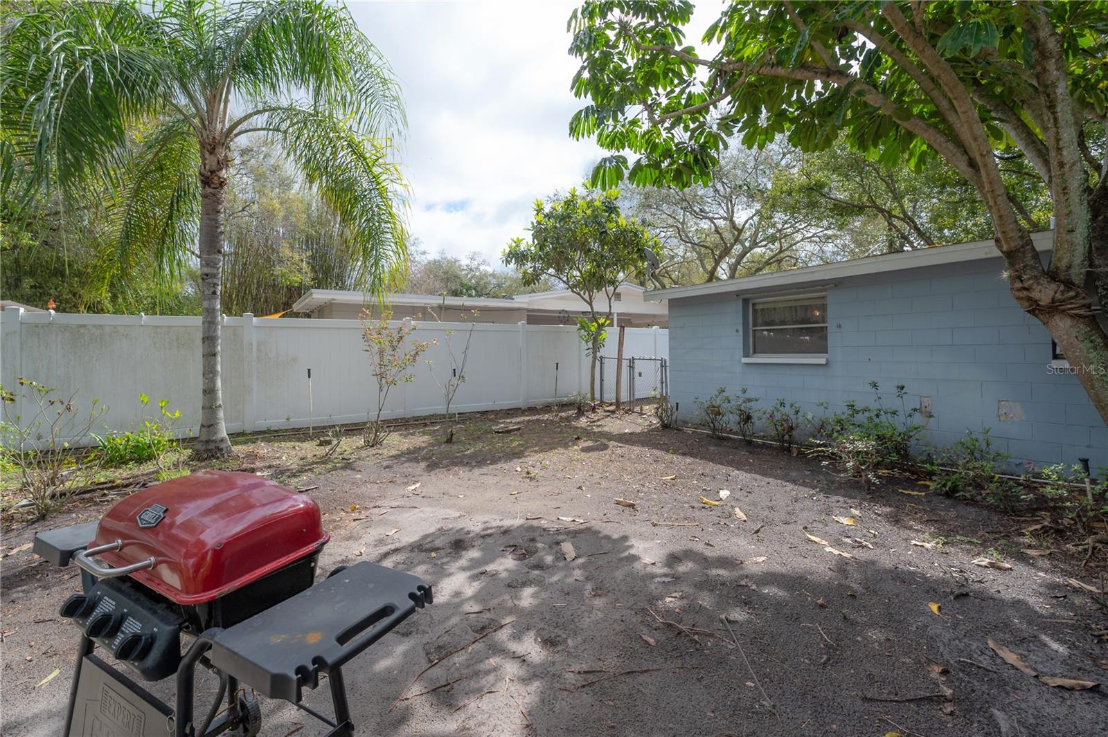 1102 E LAMBRIGHT ST, TAMPA, FL, 33604