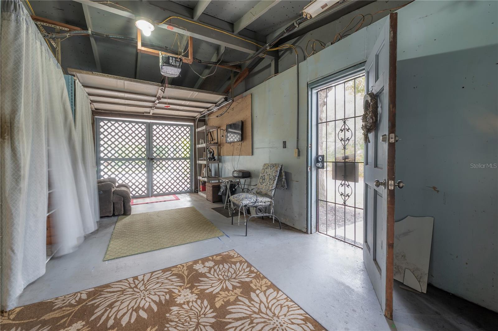 1102 E LAMBRIGHT ST, TAMPA, FL, 33604