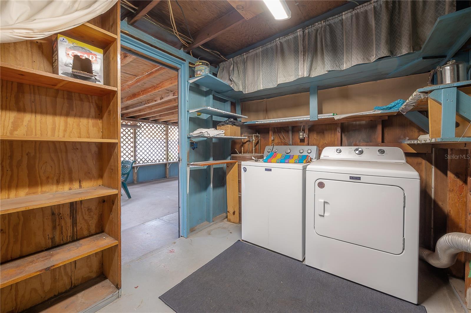 1102 E LAMBRIGHT ST, TAMPA, FL, 33604