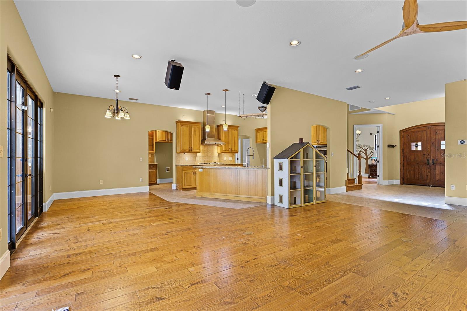 22244 COUNTY ROAD 455, HOWEY IN THE HILLS, FL, 34737