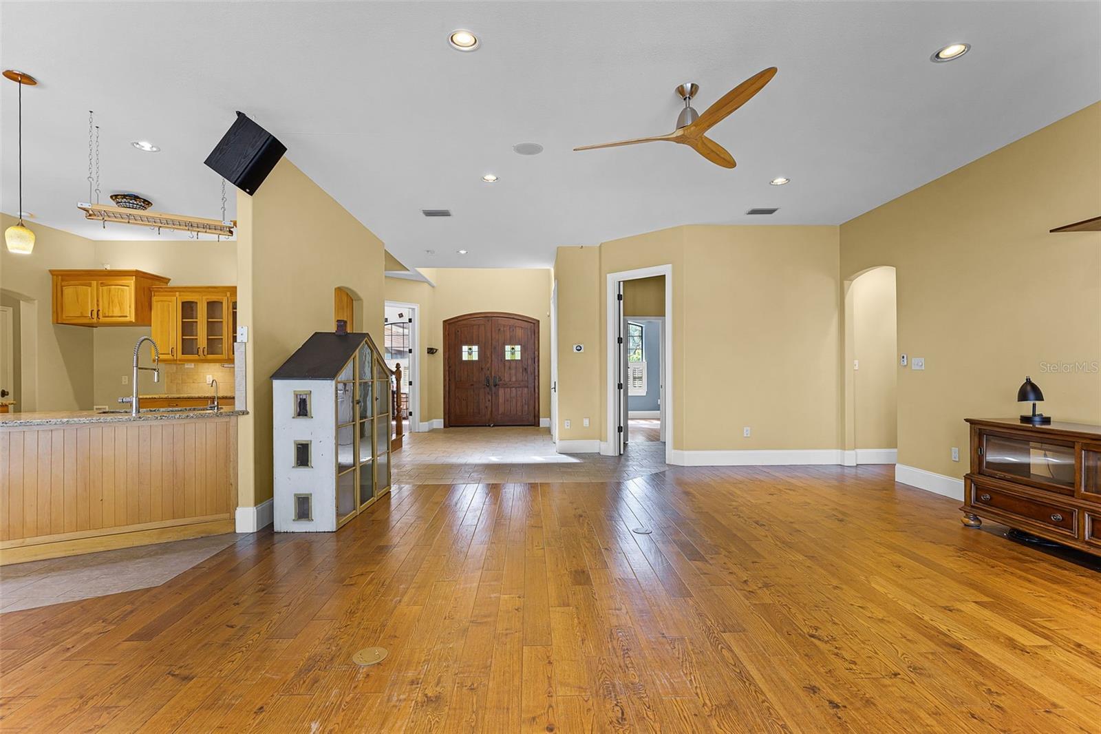 22244 COUNTY ROAD 455, HOWEY IN THE HILLS, FL, 34737