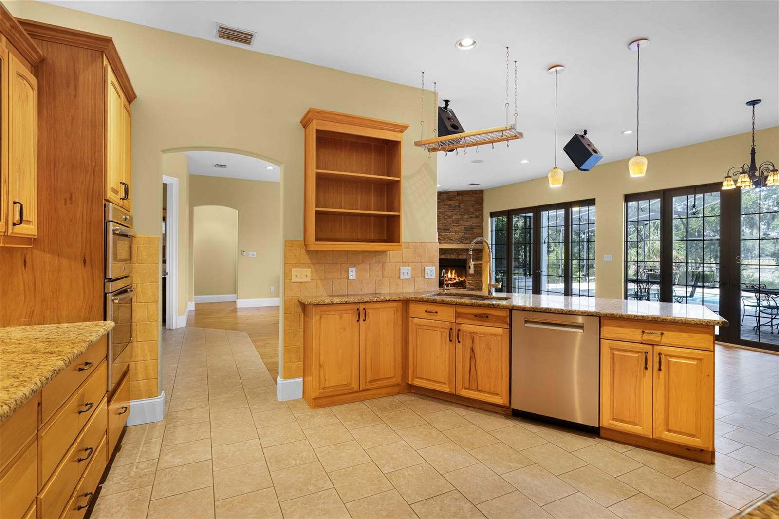 22244 COUNTY ROAD 455, HOWEY IN THE HILLS, FL, 34737