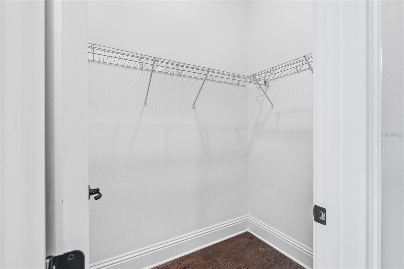 TB8348460 Property Photo