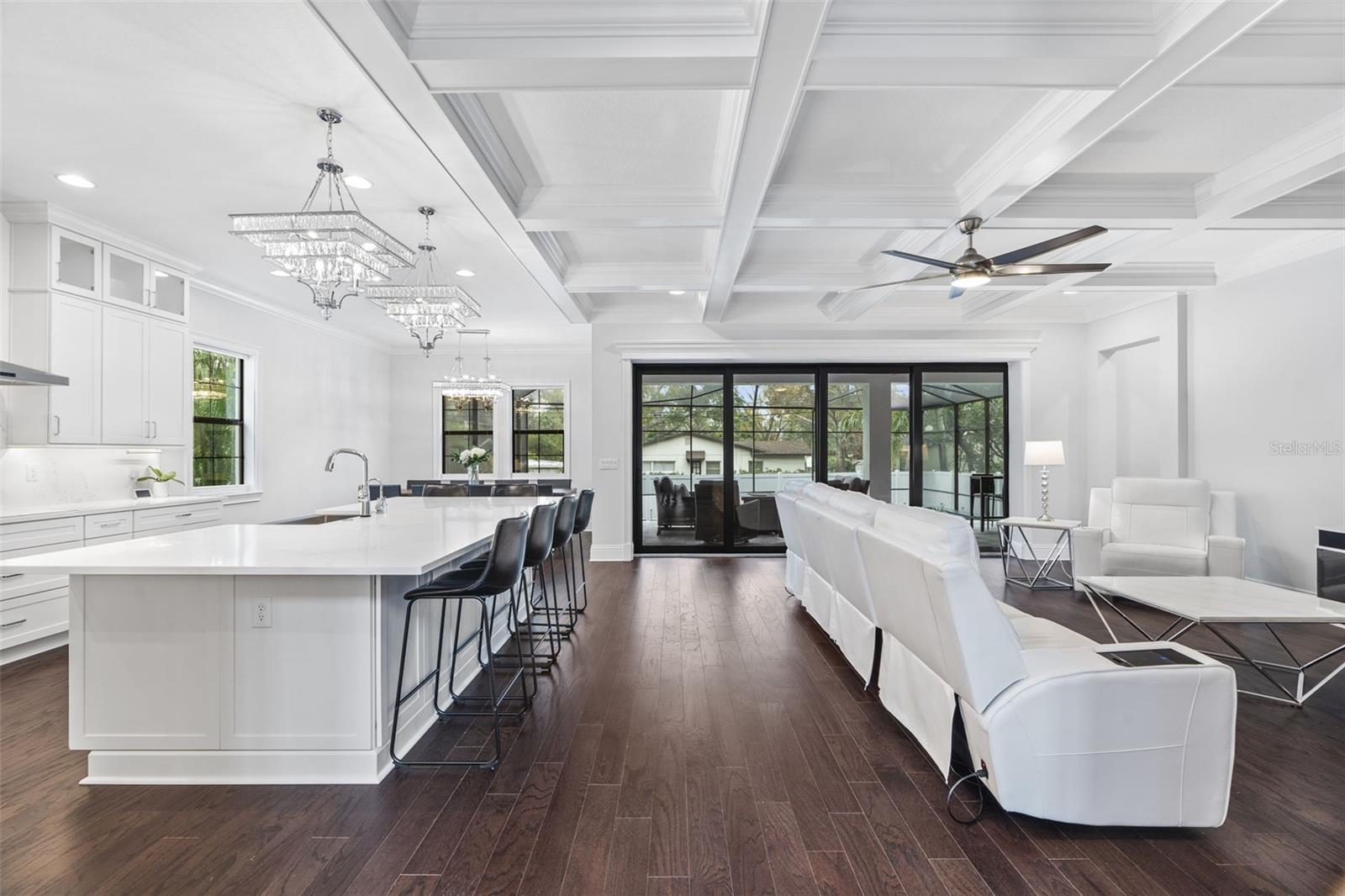 TB8348460 Property Photo