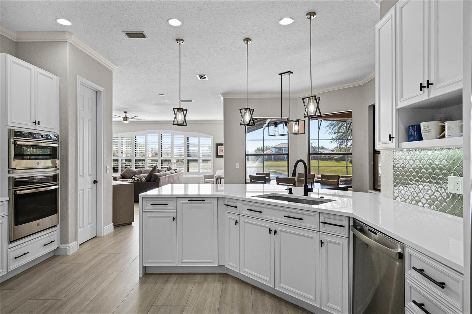 7505 POINTE VENEZIA DR, ORLANDO, FL, 32836