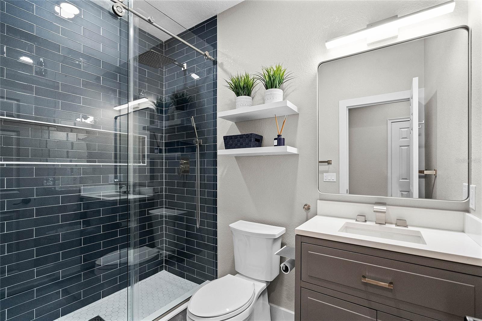 7505 POINTE VENEZIA DR, ORLANDO, FL, 32836