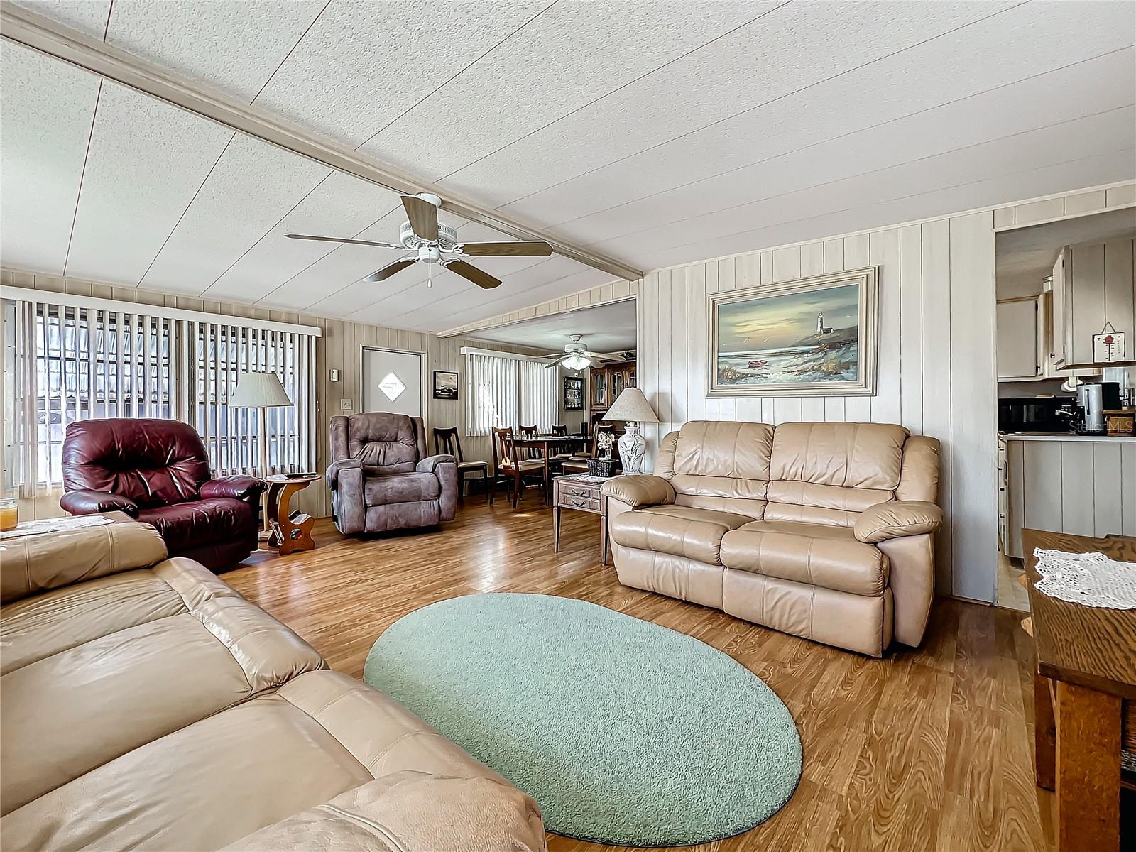 A4639834 Property Photo