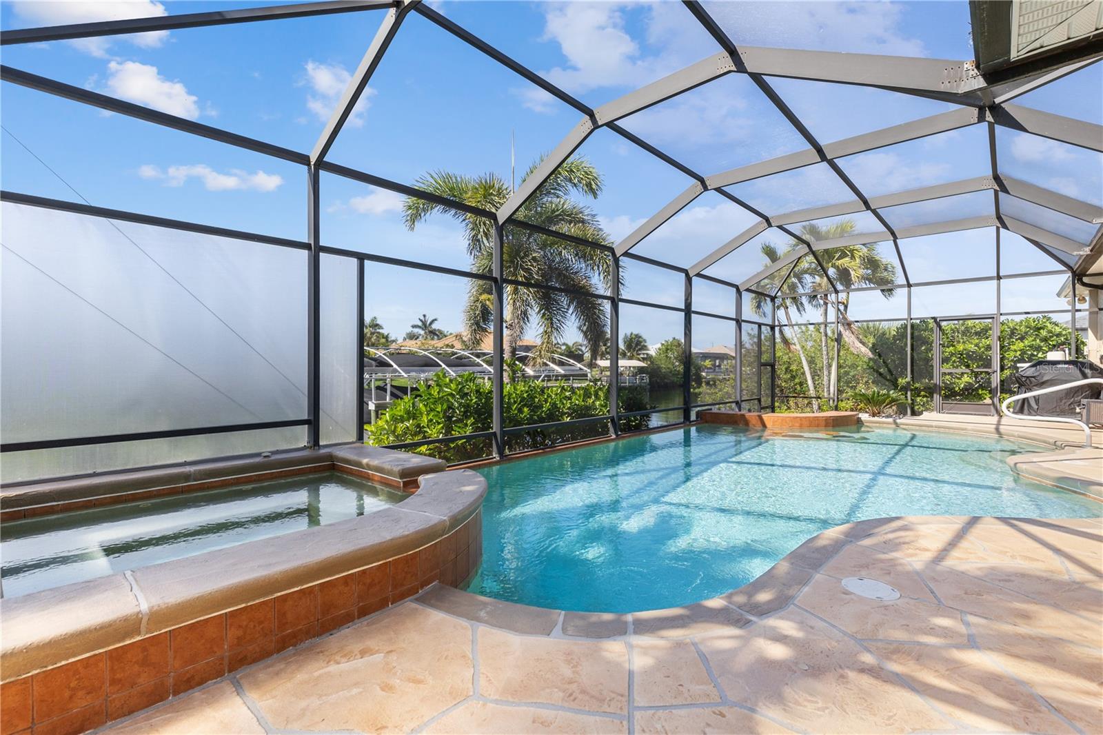 810 NW 36TH AVE, CAPE CORAL, FL, 33993