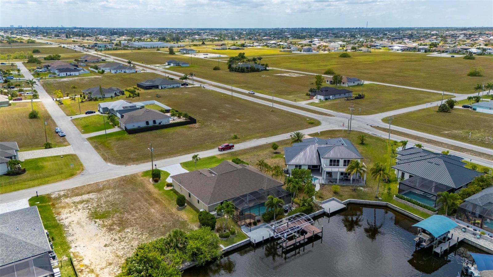 810 NW 36TH AVE, CAPE CORAL, FL, 33993