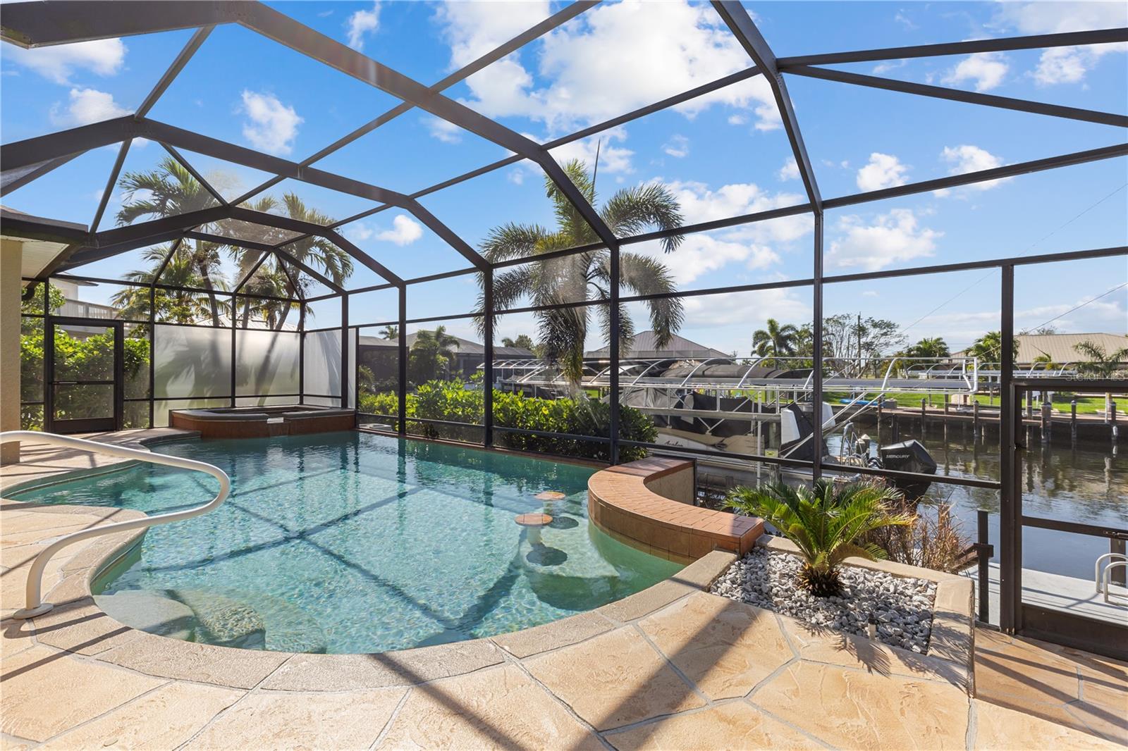 810 NW 36TH AVE, CAPE CORAL, FL, 33993