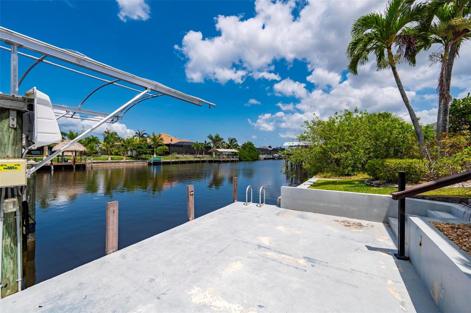 810 NW 36TH AVE, CAPE CORAL, FL, 33993