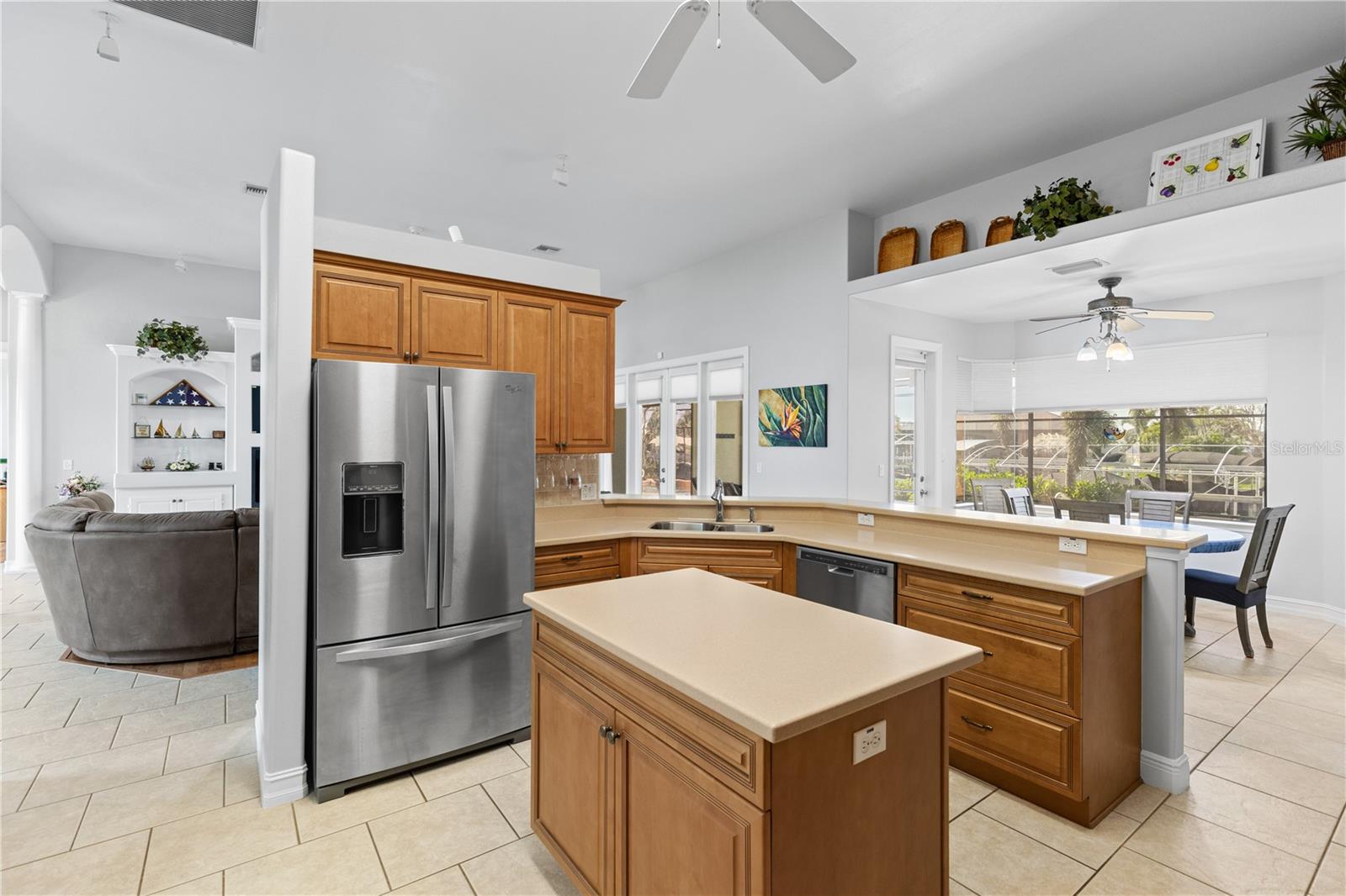 810 NW 36TH AVE, CAPE CORAL, FL, 33993