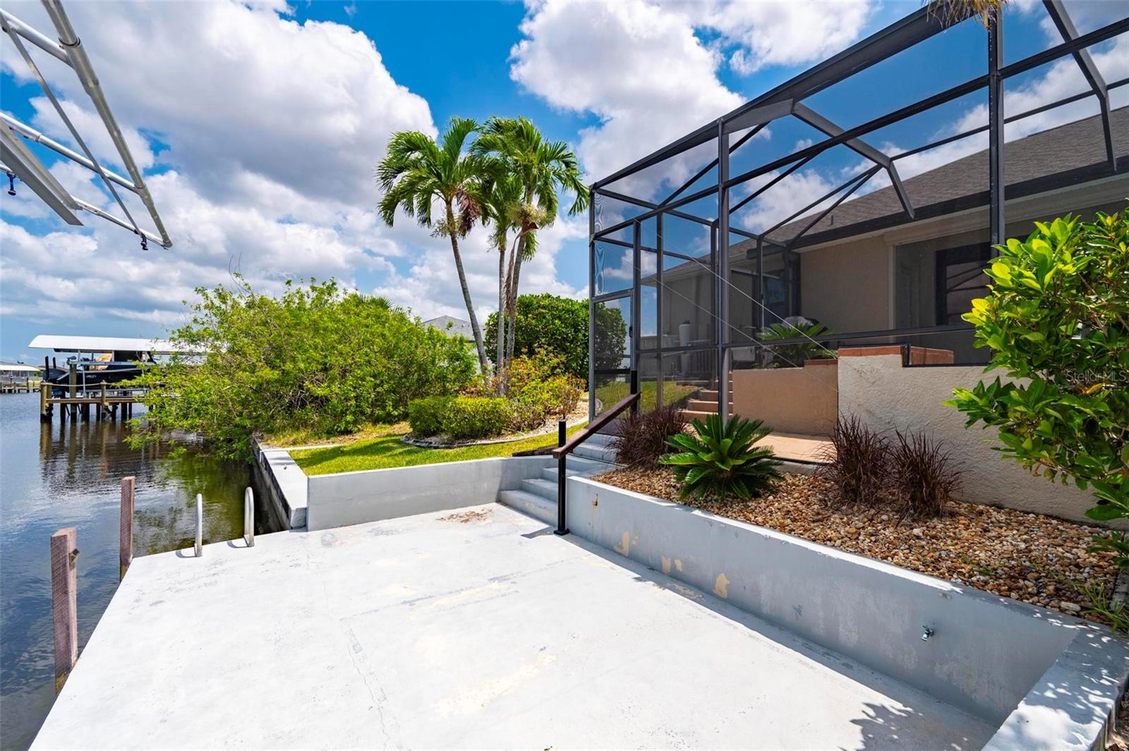 810 NW 36TH AVE, CAPE CORAL, FL, 33993