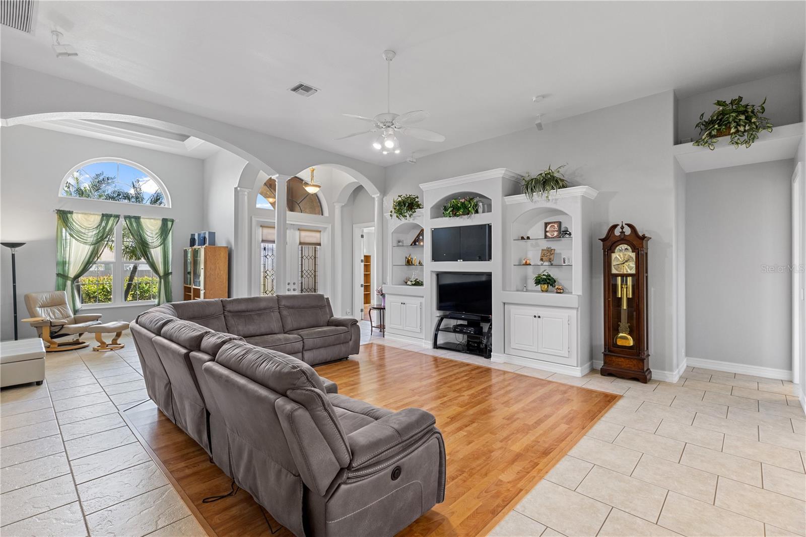 810 NW 36TH AVE, CAPE CORAL, FL, 33993
