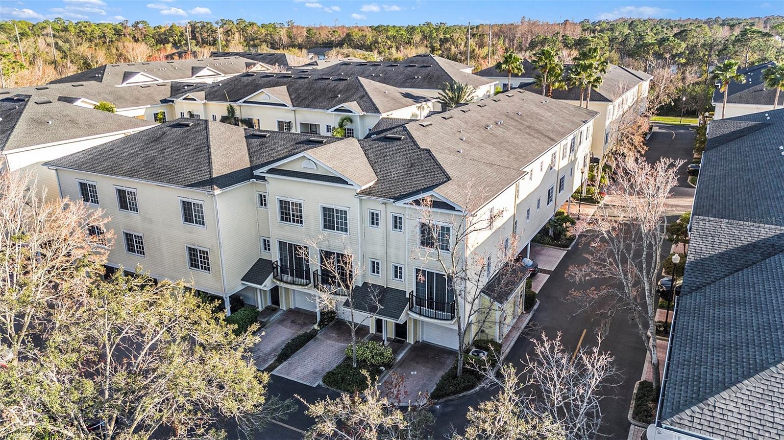 9813 MEADOW FIELD CIR, TAMPA, FL, 33626