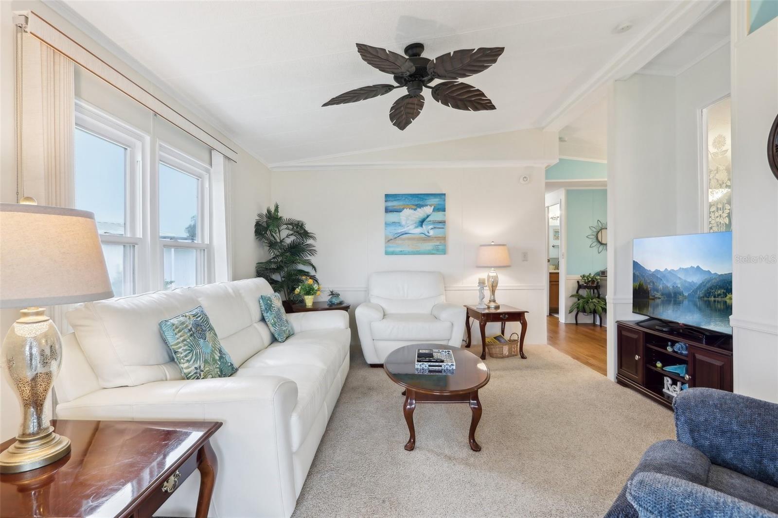 1430 MOHAWK CIR, TAVARES, FL, 32778