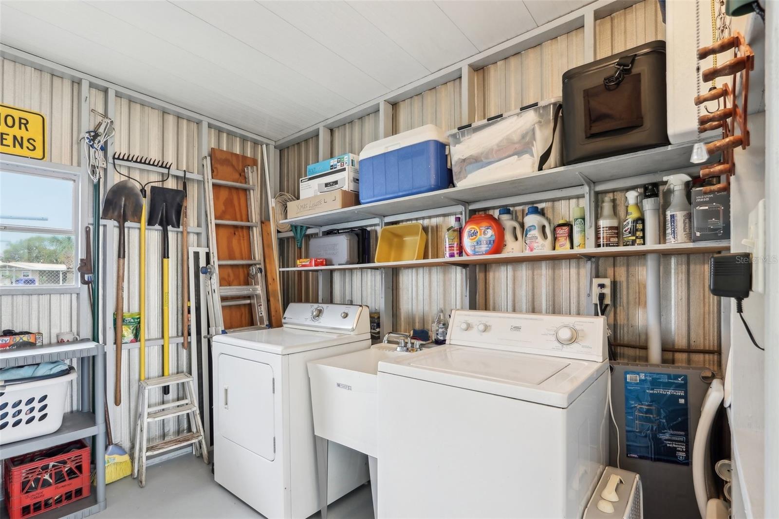 1430 MOHAWK CIR, TAVARES, FL, 32778