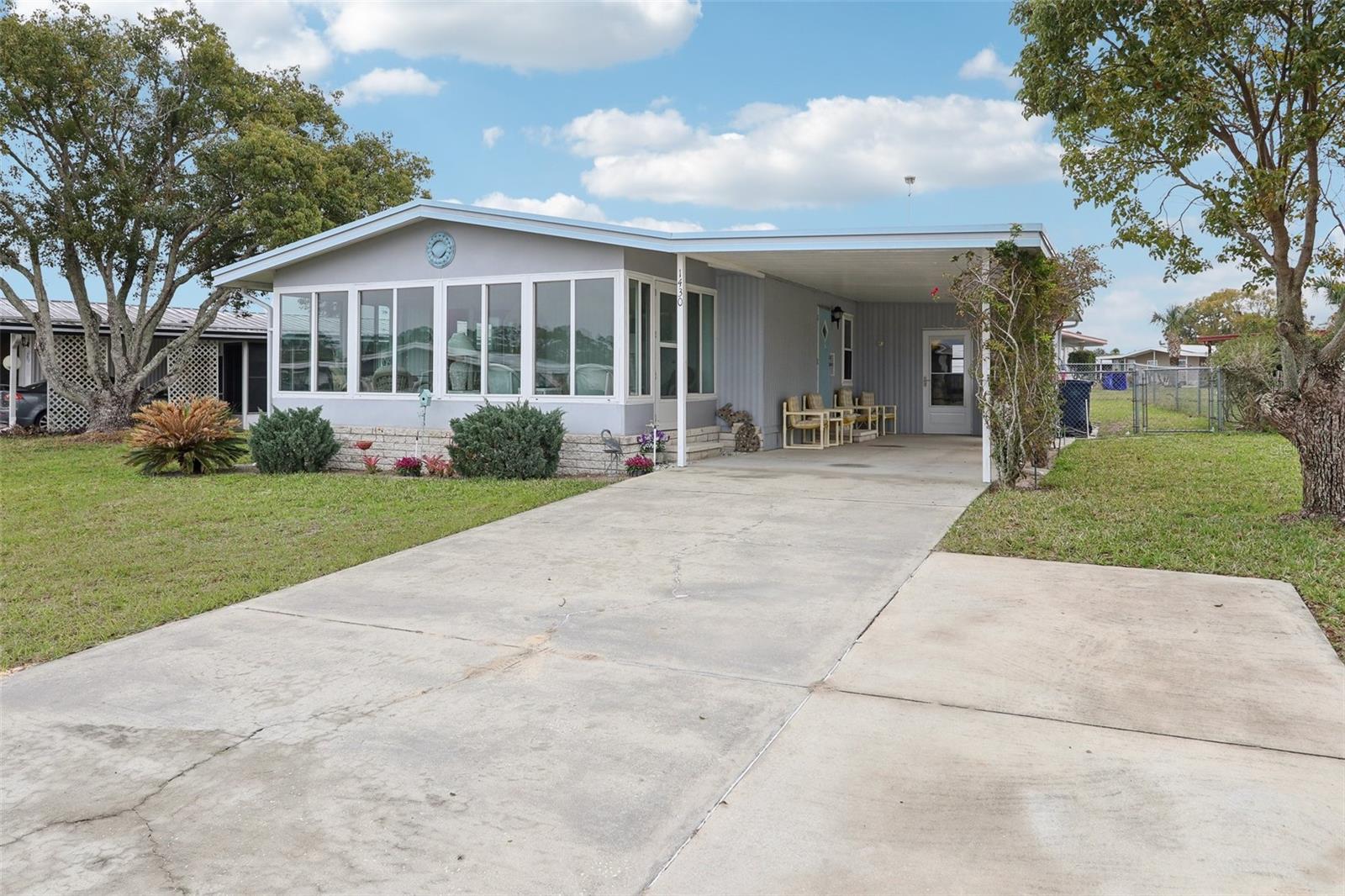 1430 MOHAWK CIR, TAVARES, FL, 32778