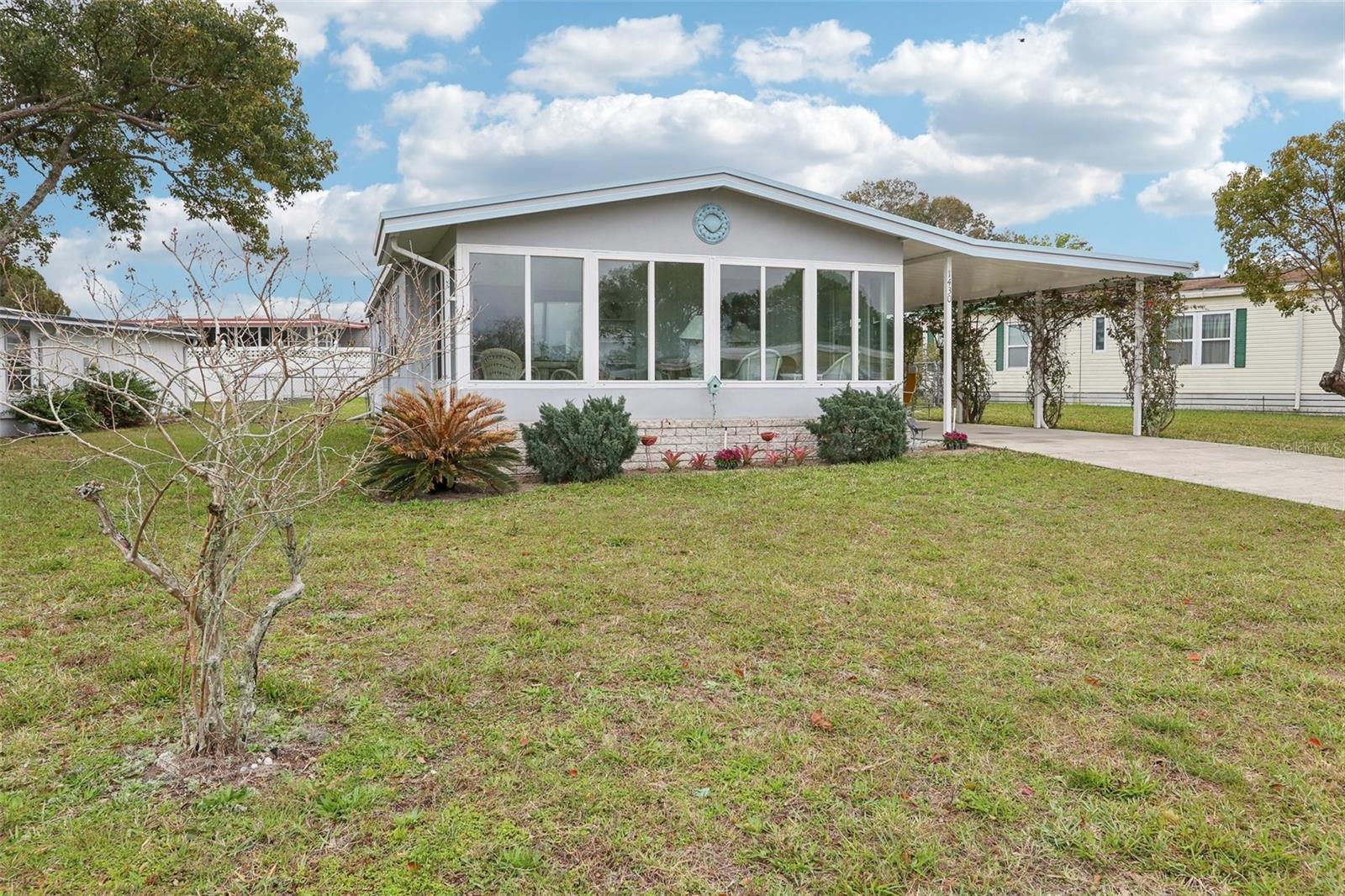 1430 MOHAWK CIR, TAVARES, FL, 32778