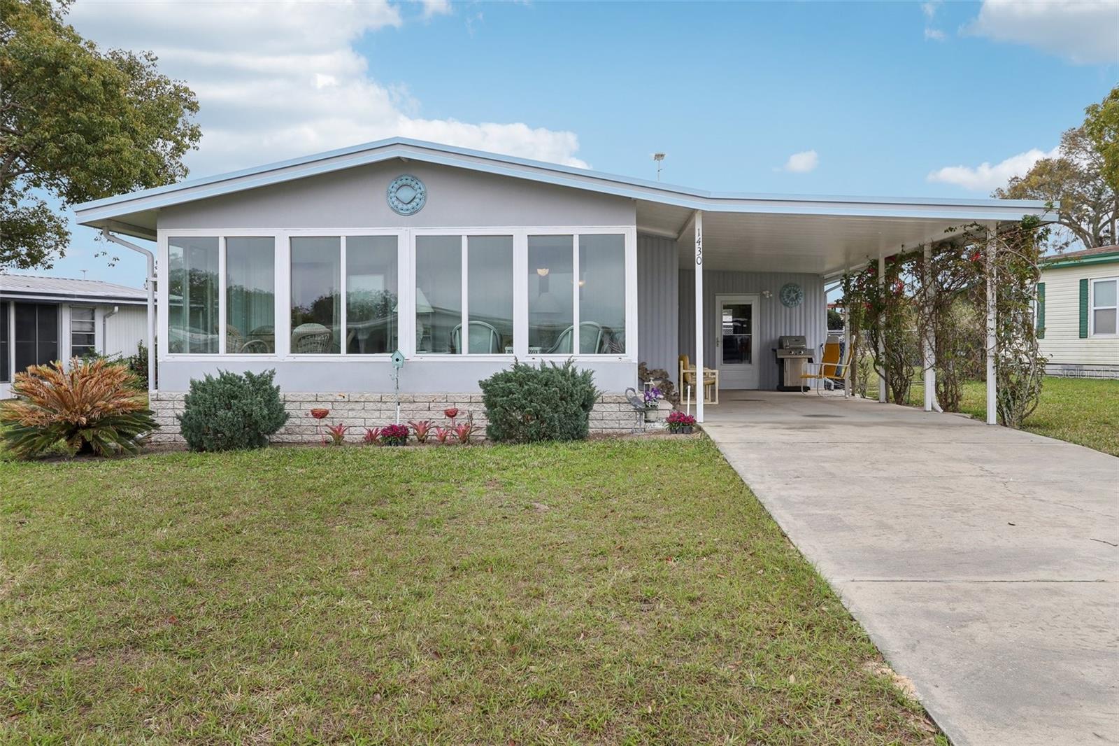 1430 MOHAWK CIR, TAVARES, FL, 32778