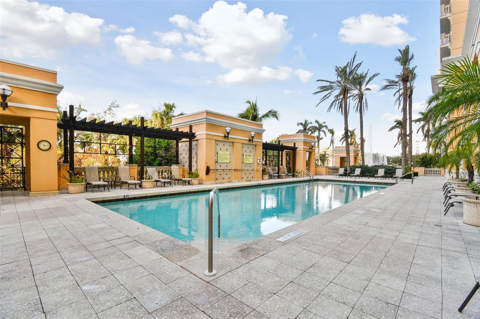 750 N TAMIAMI TRL #1203, SARASOTA, FL, 34236