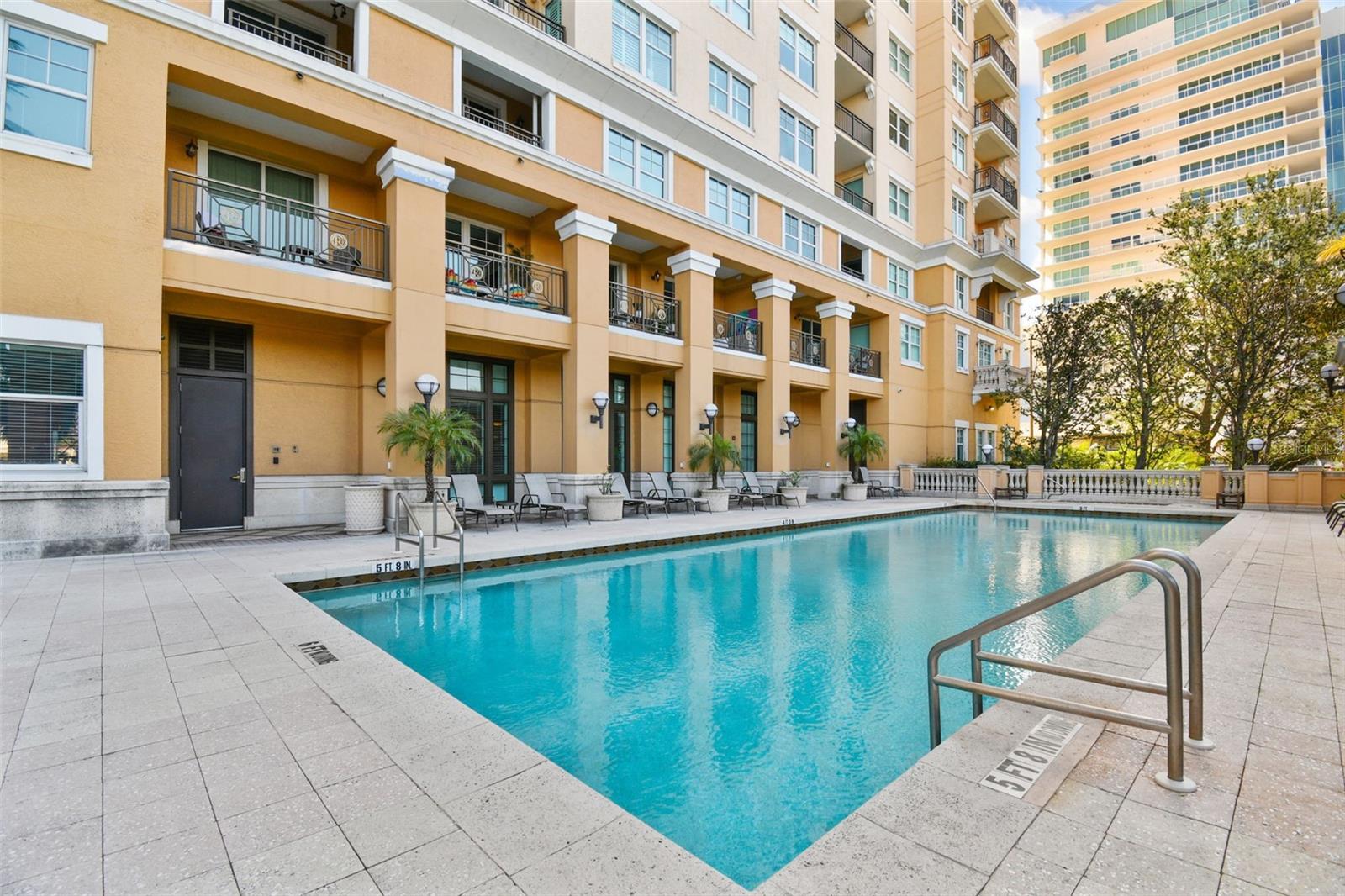 750 N TAMIAMI TRL #1203, SARASOTA, FL, 34236