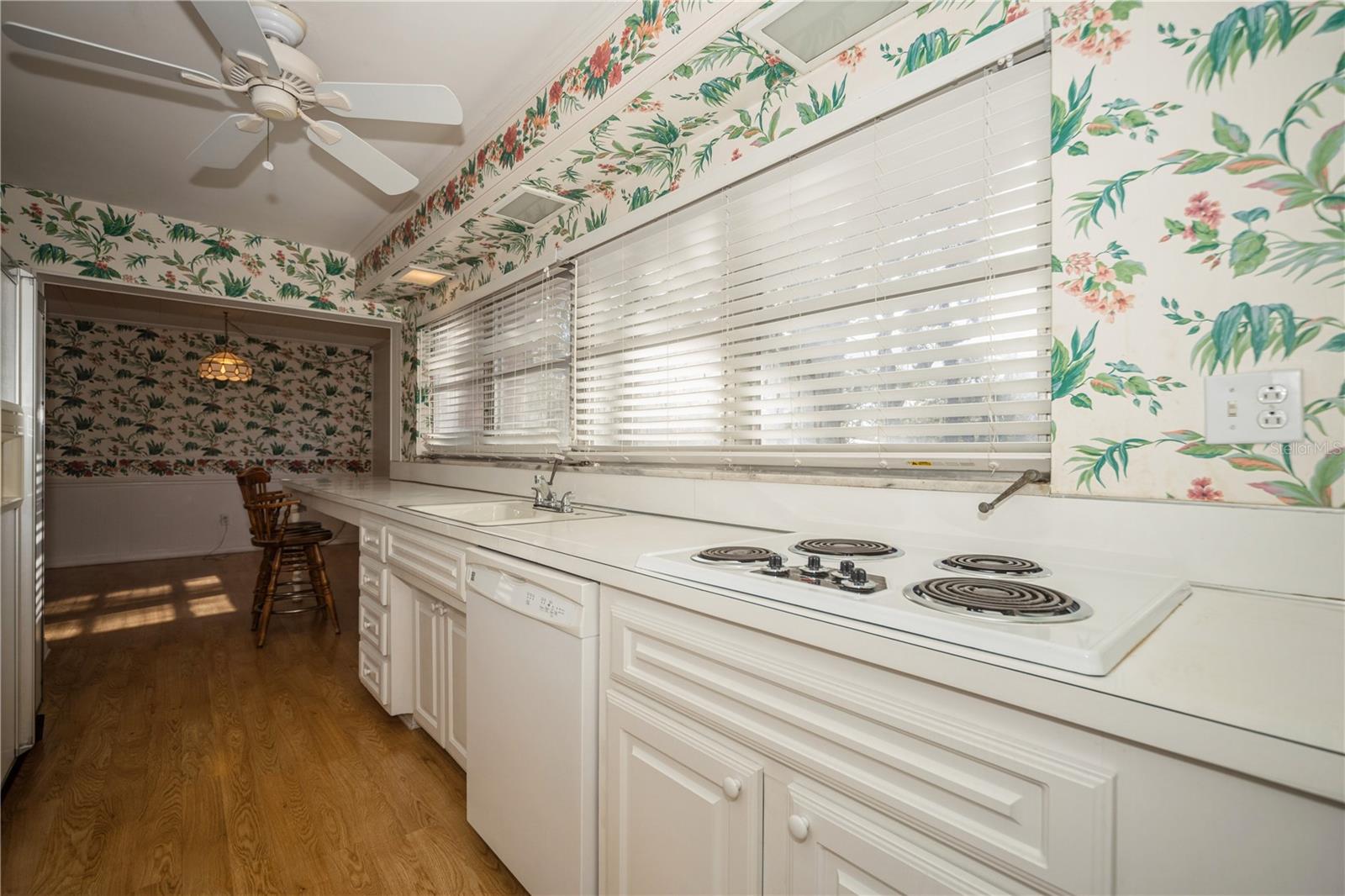322 BAHAMAS AVE, TEMPLE TERRACE, FL, 33617