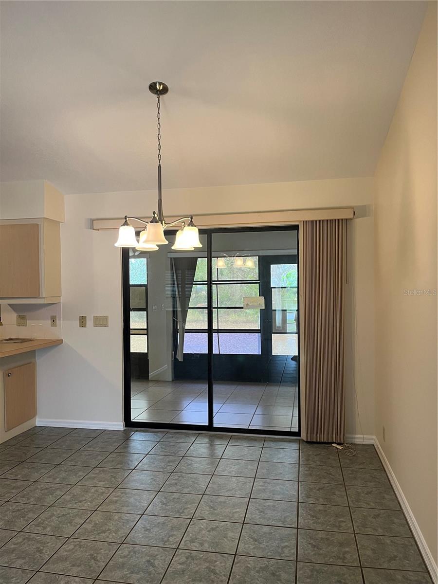 2718 N SALFORD BLVD, NORTH PORT, FL, 34286