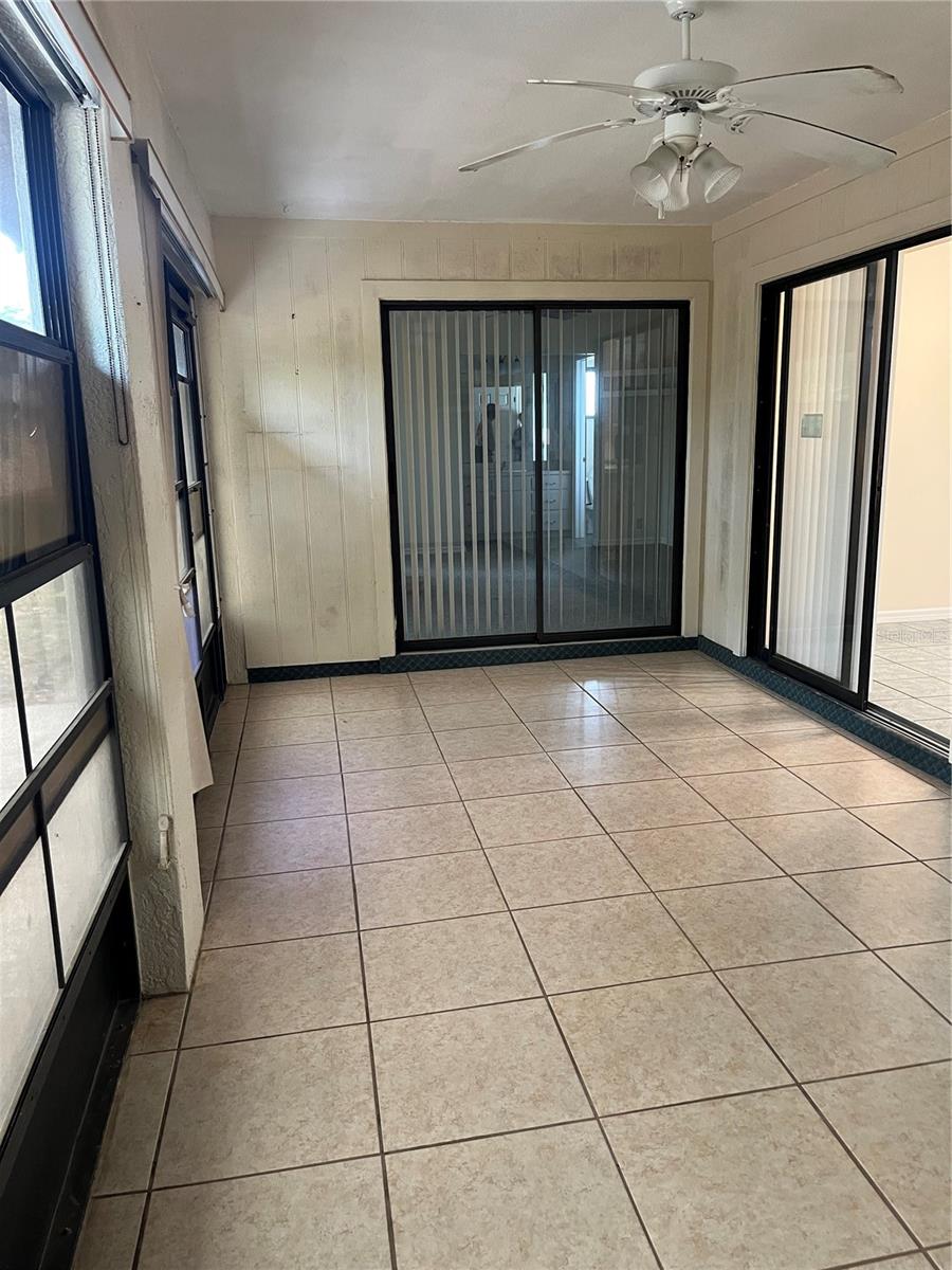 2718 N SALFORD BLVD, NORTH PORT, FL, 34286