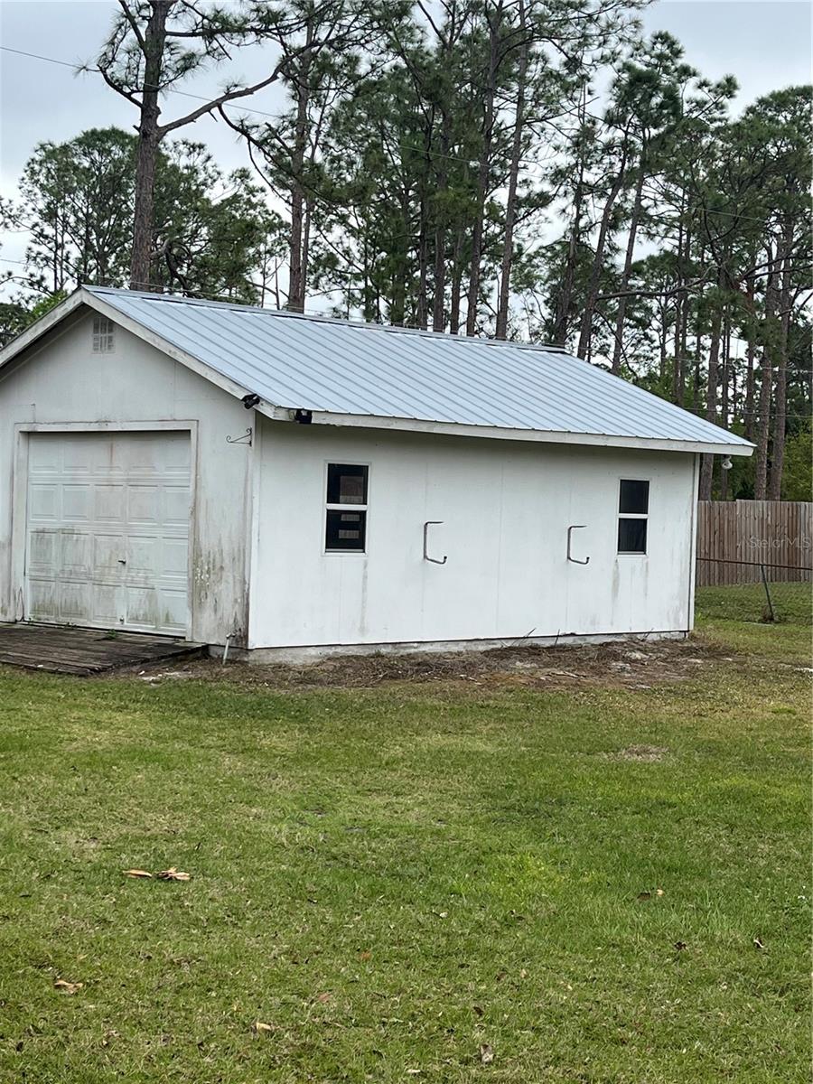 2718 N SALFORD BLVD, NORTH PORT, FL, 34286