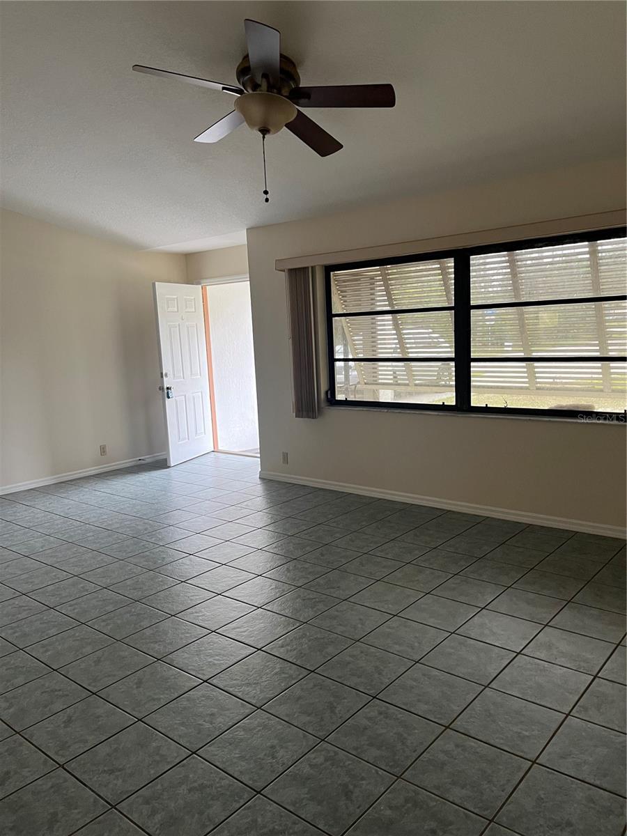 2718 N SALFORD BLVD, NORTH PORT, FL, 34286