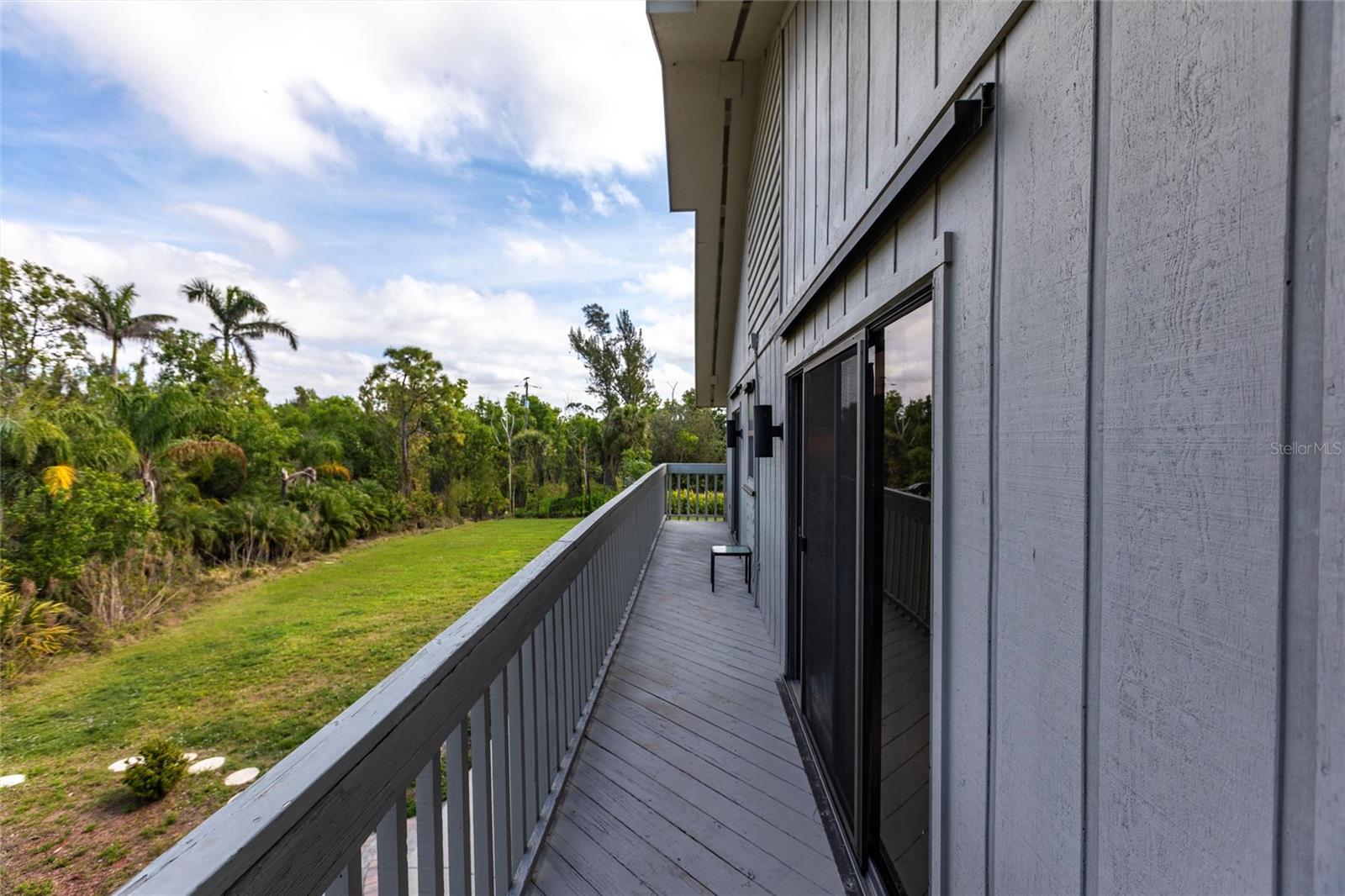 8677 WHISPERING PINES DR, ST JAMES CITY, FL, 33956