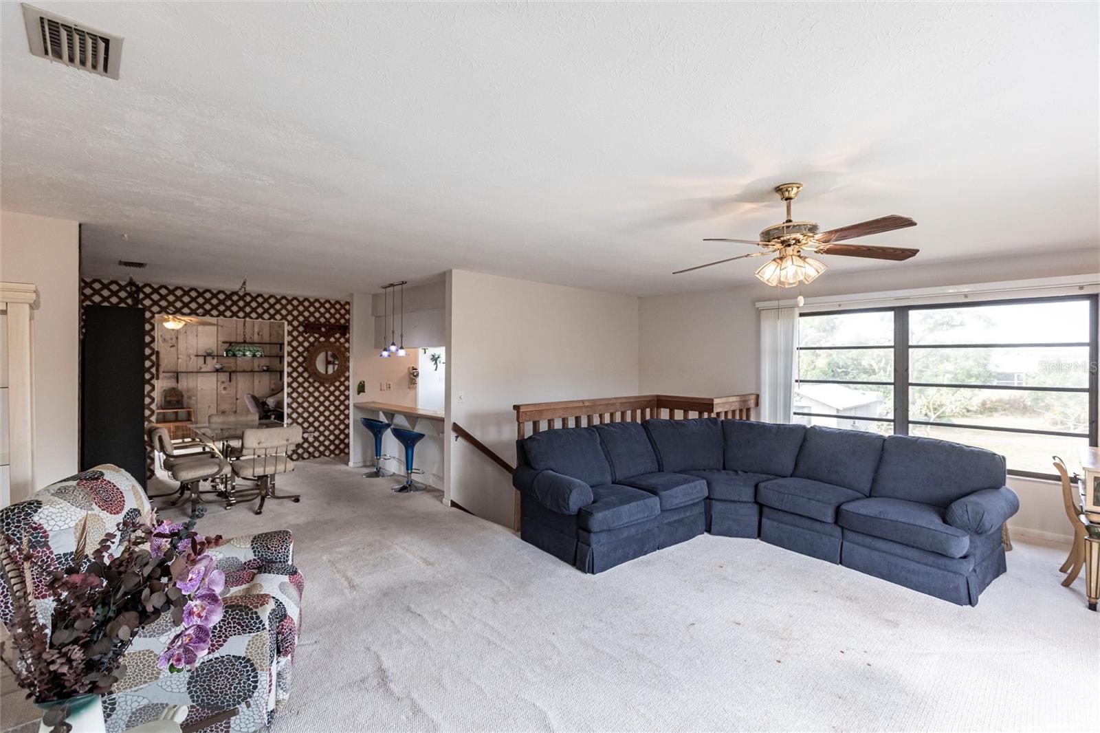 8677 WHISPERING PINES DR, ST JAMES CITY, FL, 33956