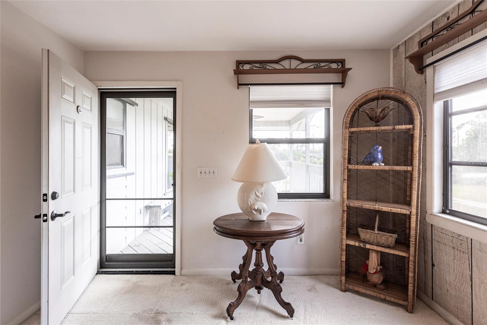 8677 WHISPERING PINES DR, ST JAMES CITY, FL, 33956